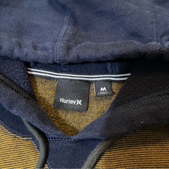 WOMEN’S HURLEY PULL OVER SWEATER - Picture 3 of 6